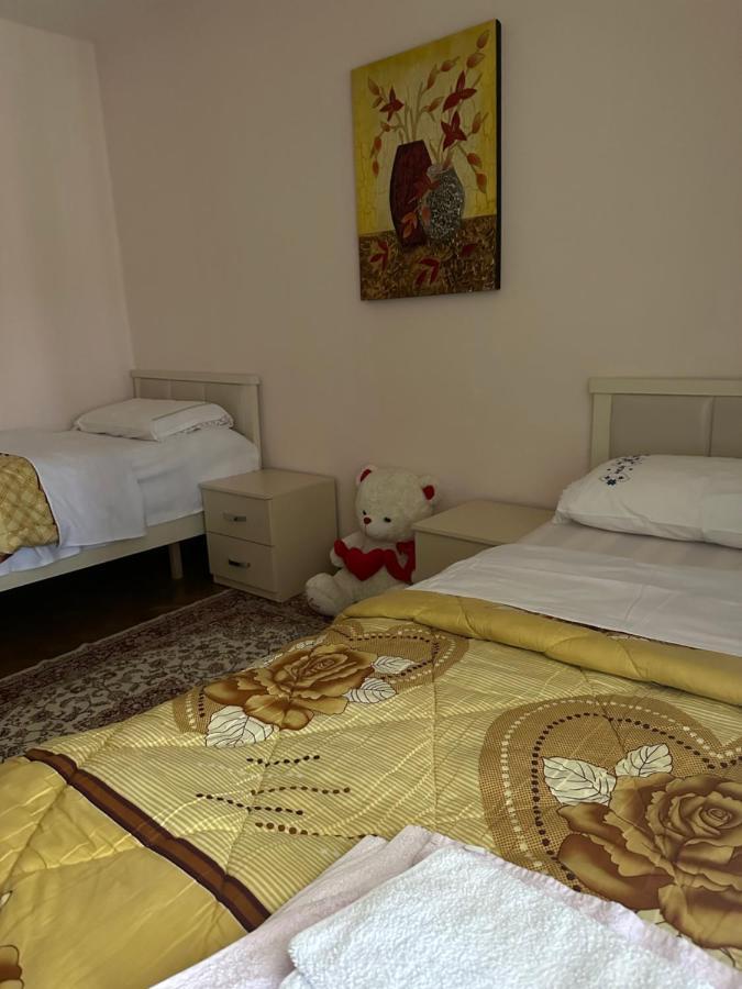 Hoxha House Hotel Krujë Eksteriør billede